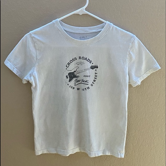 Brandy Melville Tops - brandy melville jaime crossroads t-shirt